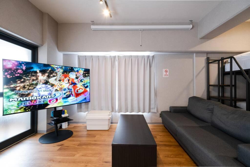 Apartment Tasoneurbanstayosaka なんば日本橋南不夜城701 *